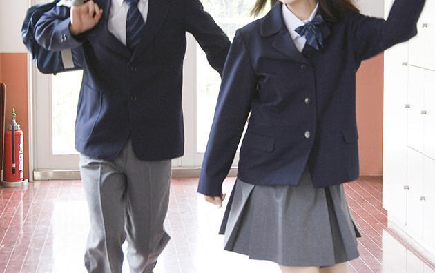 卒業式に第二ボタンをもらう風習
