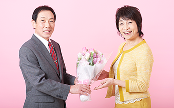 シニア世代の婚活！60代なら結婚相談所への入会がおすすめ