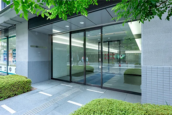 店舗近くで目印になる建物や道路
